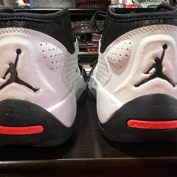 Nike Other - Nike Kids Black and White Sneakers
